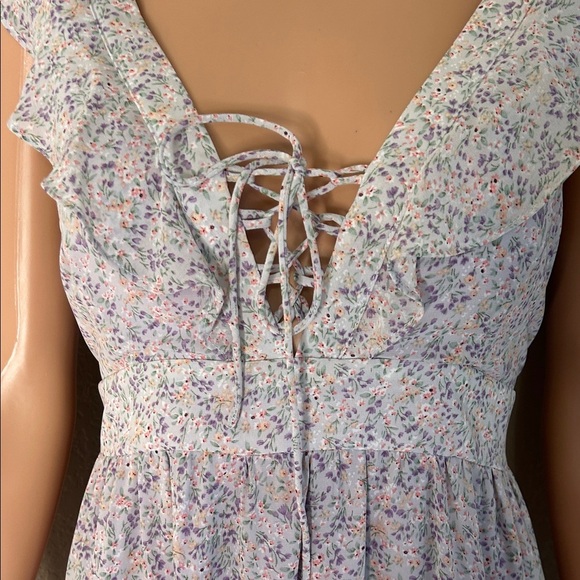 Floral Ruffle Sleeve Maxi Dress ruffle sleeve ditsy floral tiered violet Sz SM - Picture 4 of 9